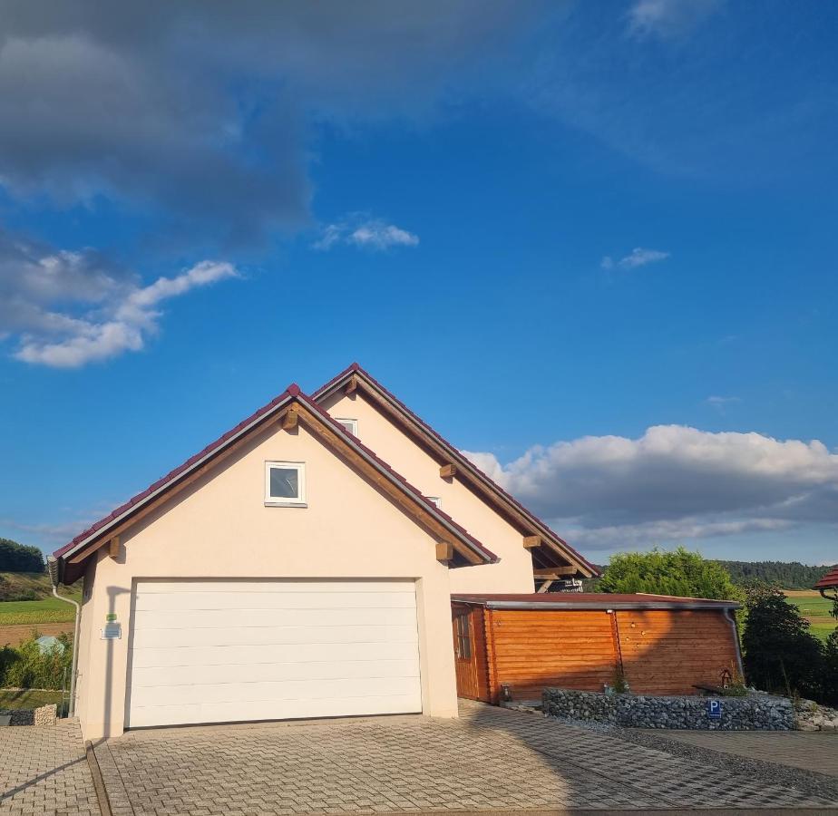 Ferienwohnung Biosphaerenblick Münsingen المظهر الخارجي الصورة